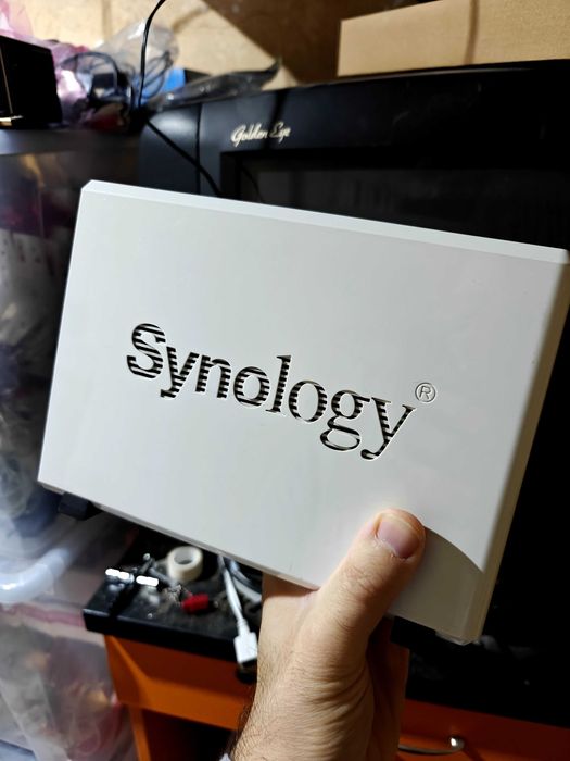 Nas Qnap Synology DS213j - ideal pentru backup fișiere, poze, filme