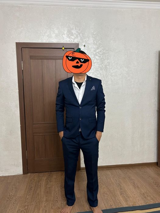 Мужские Костюм !!