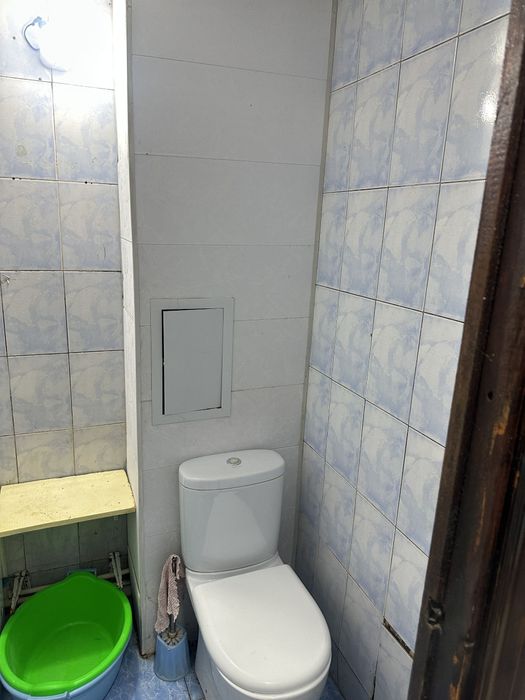 Сотилади Чилонзор 26 квартал 1 хонали 42 кв м