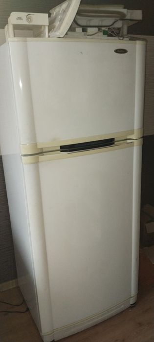 Срочно продам холодильник Gold Star