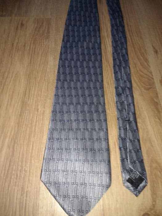 Cravată DKNY Donna Karan din mătase