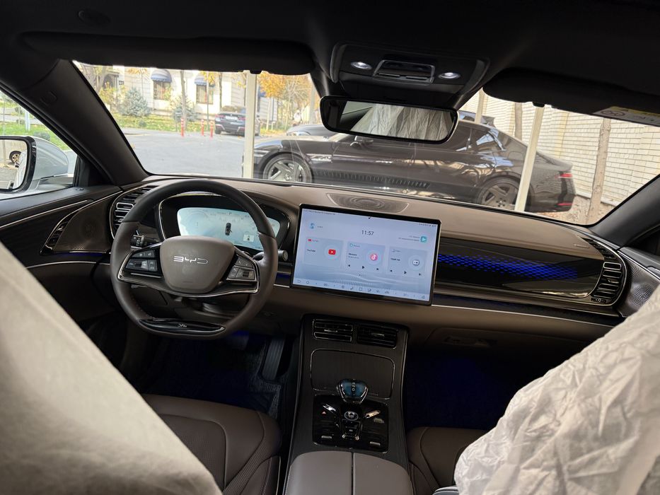 Byd han dual motor 3.9s Ofitsalni dilelrdqn olingan