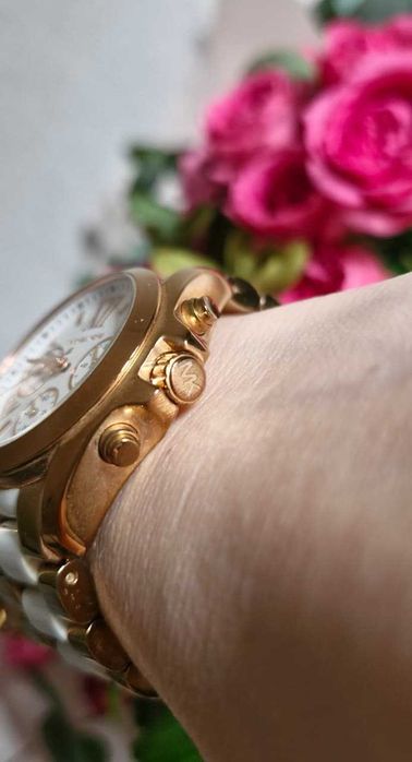 Часы Michael Kors Bradshaw MK5907 оригинал в идеальном состоянии