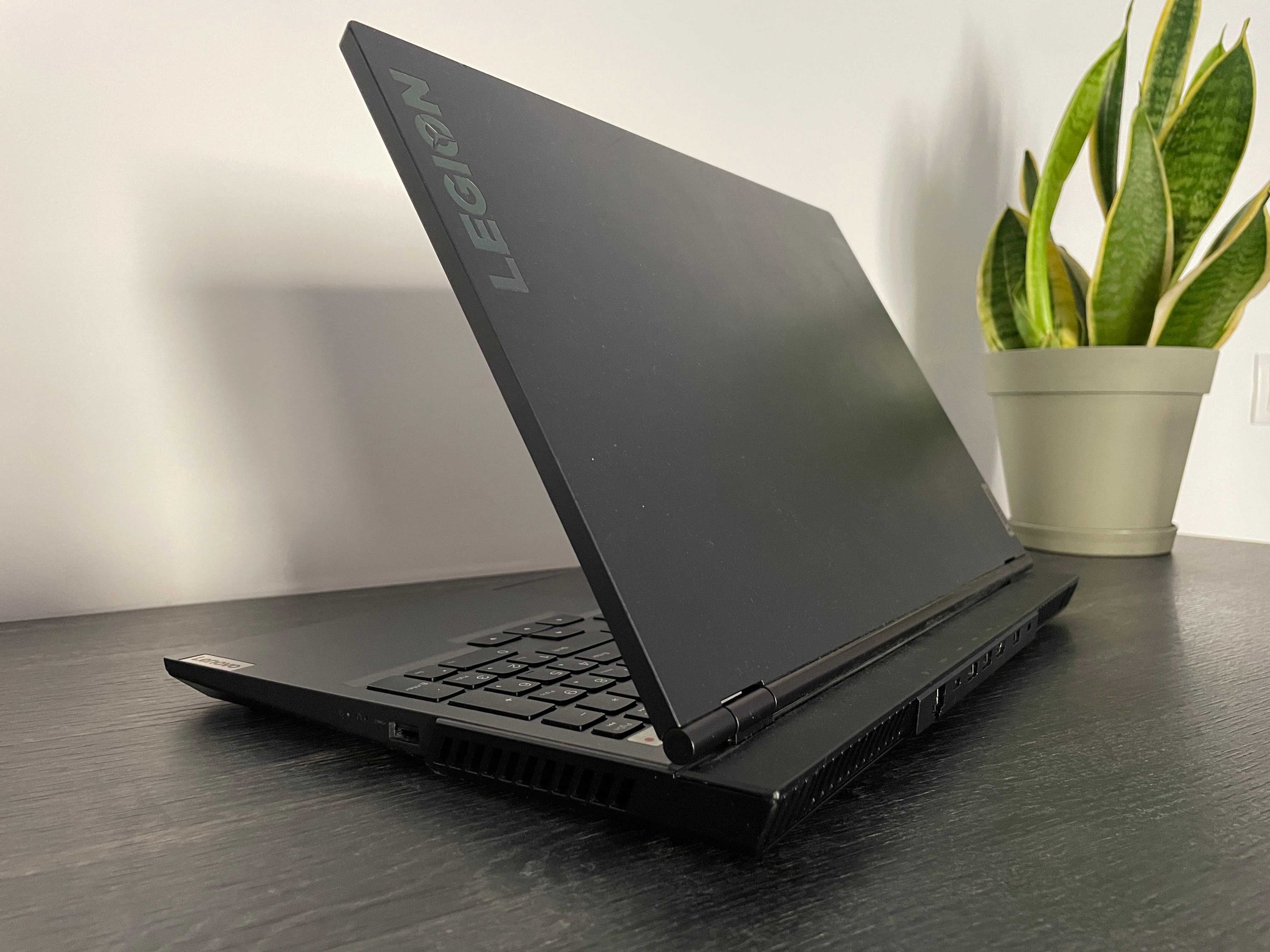 Lenovo Legion 5, RTX 2060, 16GB RAM, 1TB SSD, Ryzen 7 + mousepad