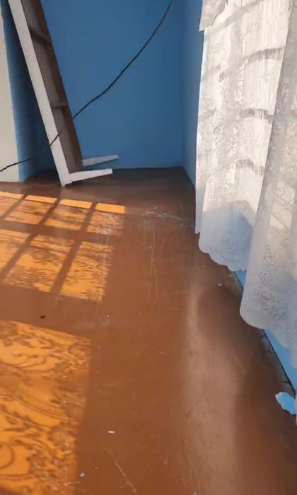 Юнусабад -18.  2/4/4. 56м2