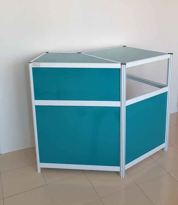 Алуминиеви стелажи и щандмаса, нестандартни