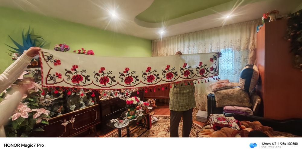 Vând cusături de mână