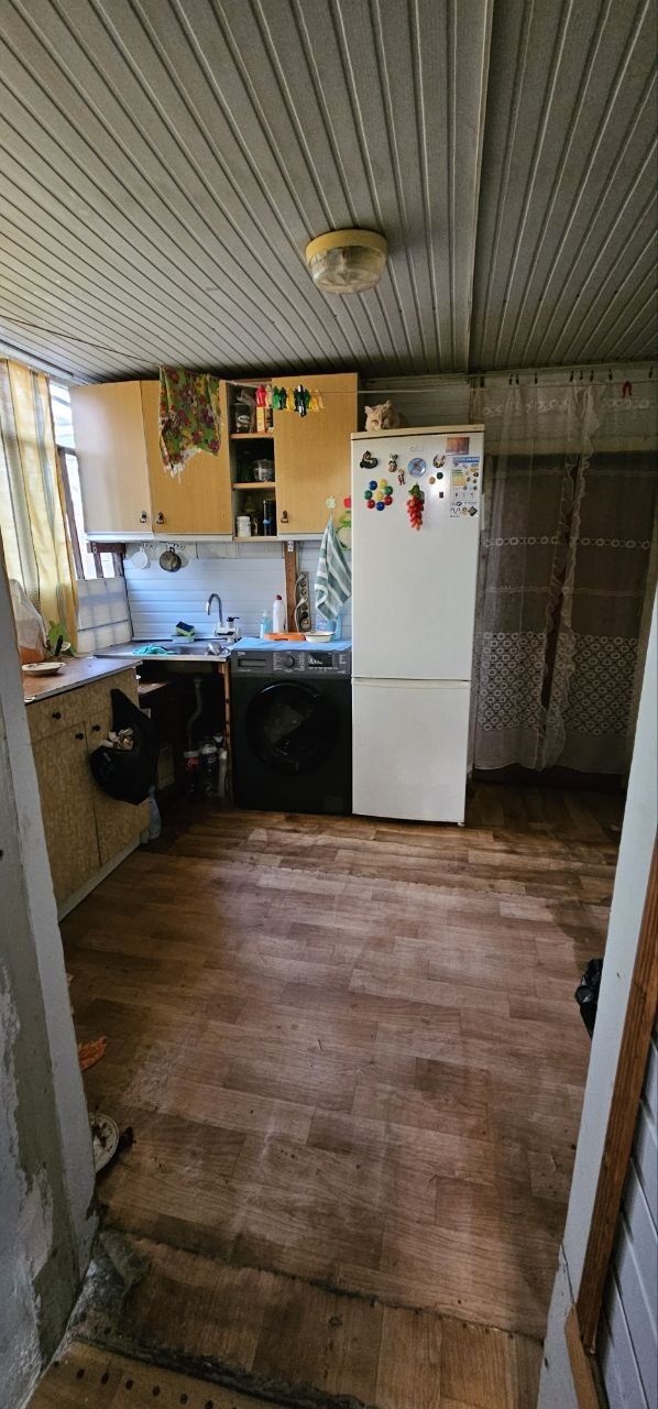 Продается   дом с большим участком з