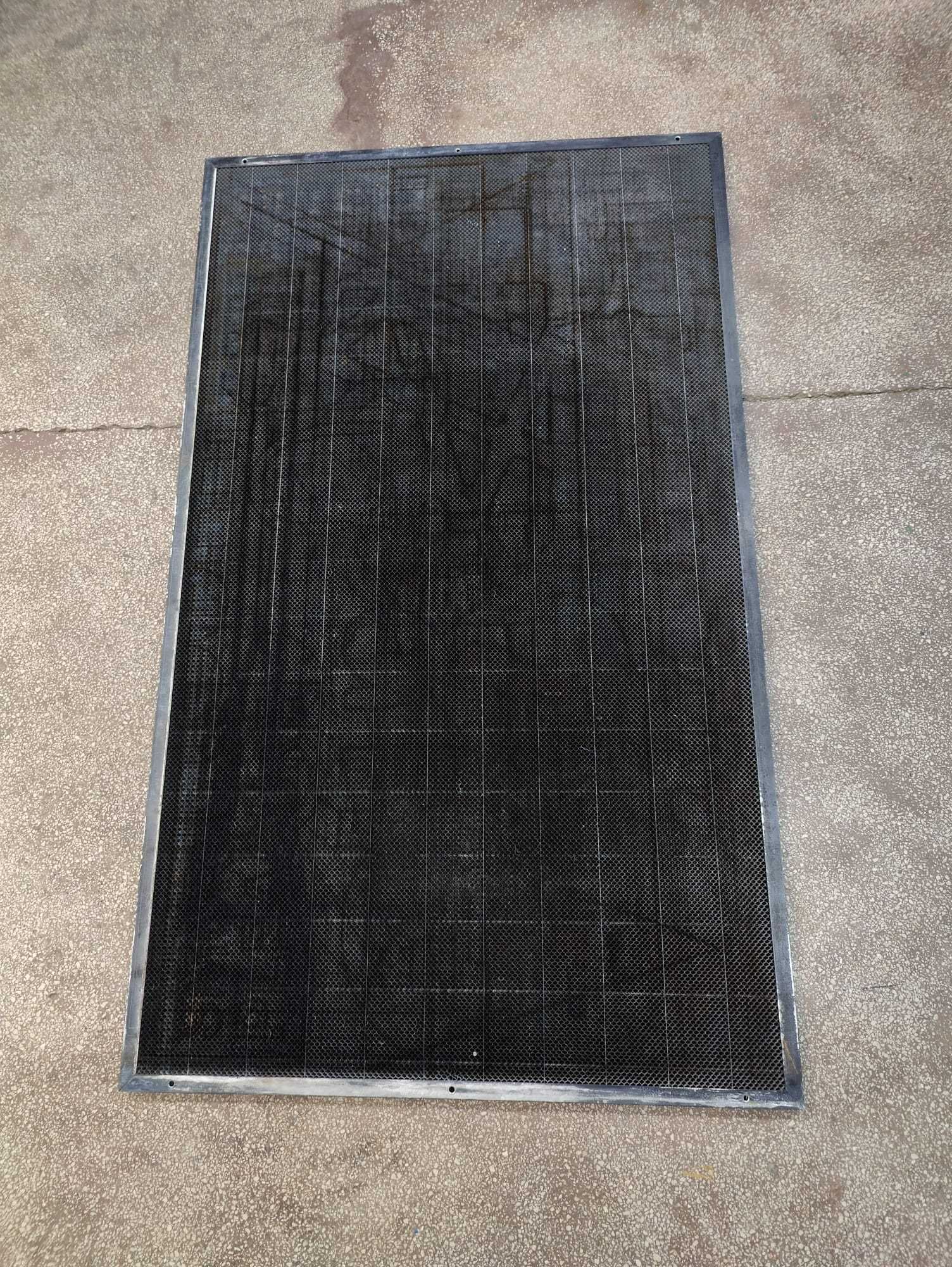 Masa laser honeycomb 147x88 cm stare impecabila