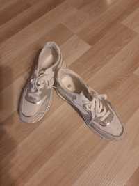 Sneakers albi…argintii,marimea 39