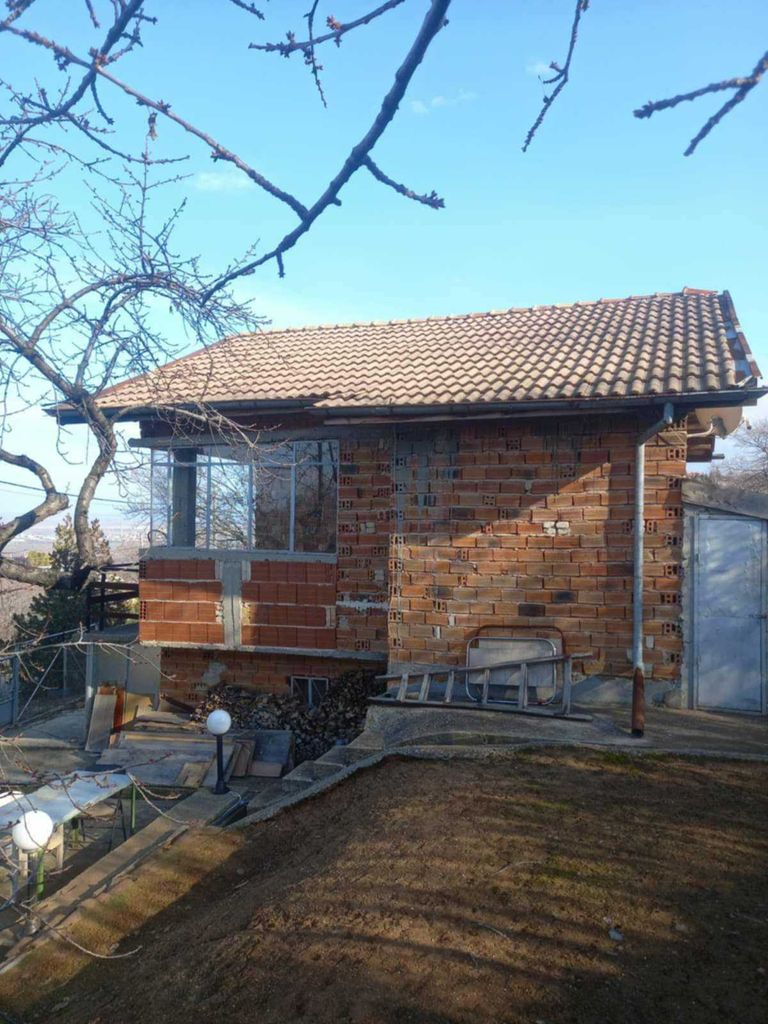Продава се Къща в Пловдив, Беломорски - 45 кв.м за 2667 €/кв.м - Снимка #2
