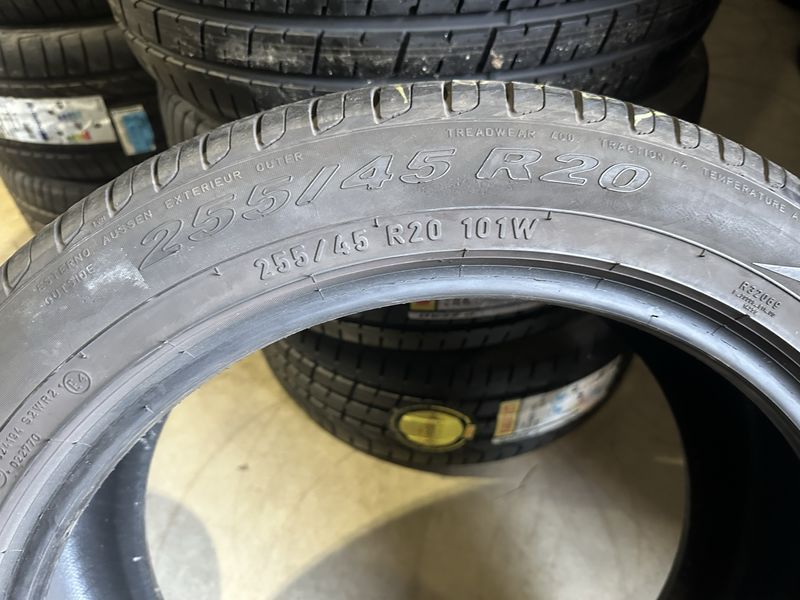 255/45/20 Pirelli 4piese