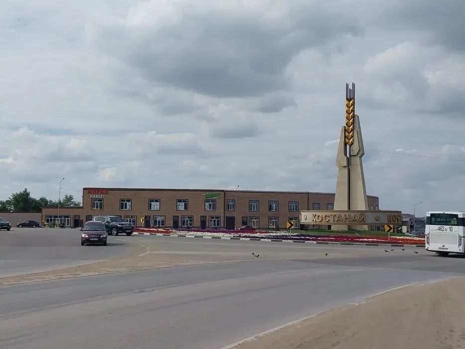 Продам участок СО Автомобилист. 10 соток.Не огорожен.