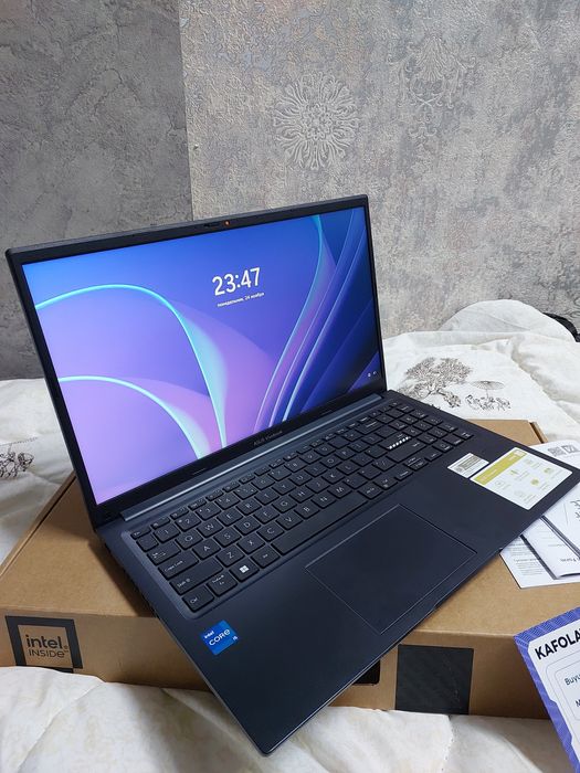 asus vivobook А1502V i5 16/512