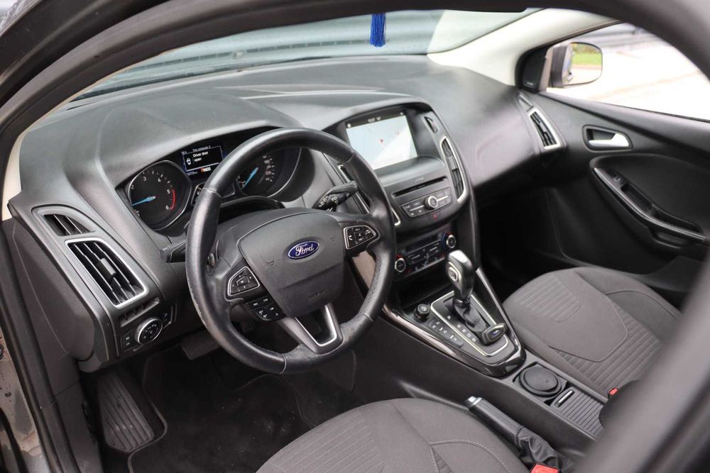 Ford focus titanium