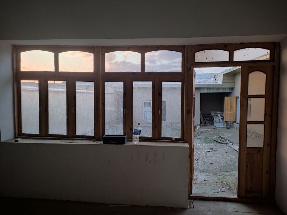 Farxod savxozidan hovli sotiladi