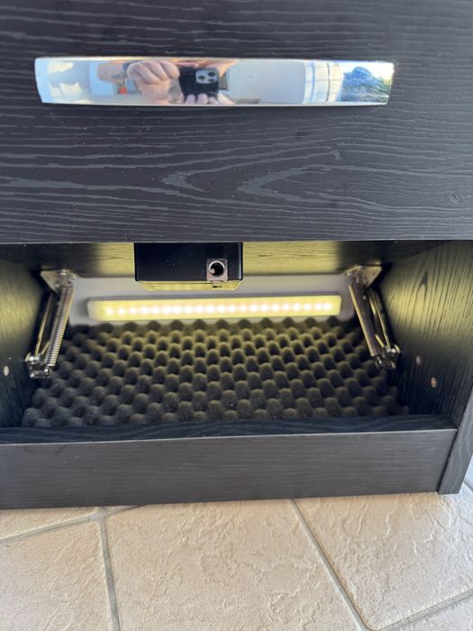 Noptiera  cu seif ascuns și sistem RFID