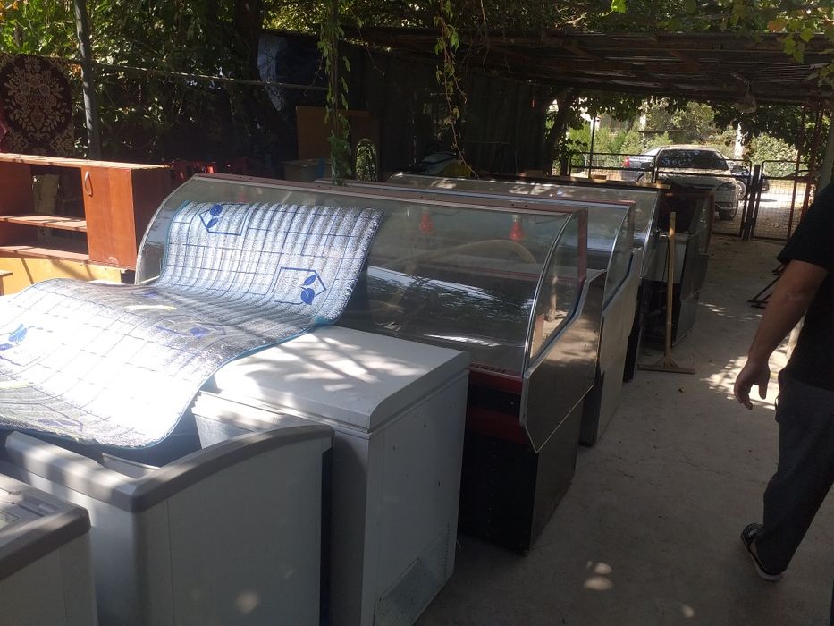 Витринные холодильники