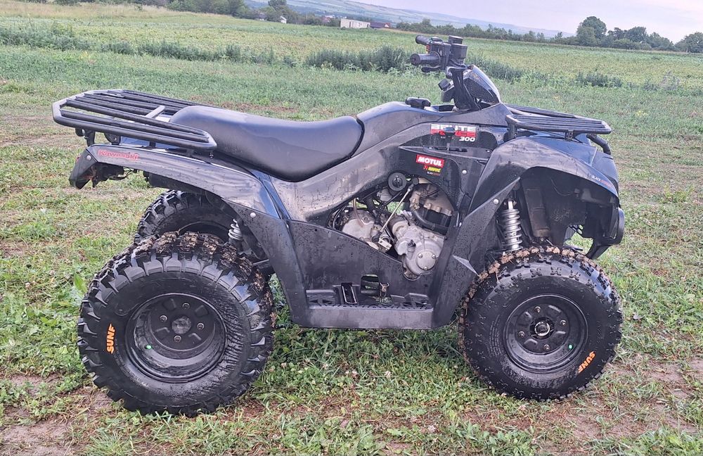 kawasaki 300cc , 2x4 , cardan
