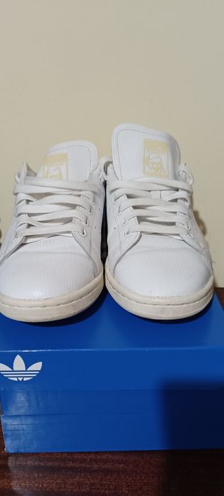 Маратонки adidas