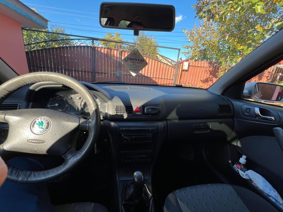 Octavia Tour,1,9 AXR