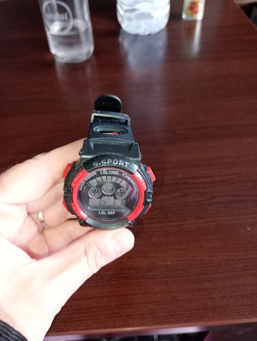 Часовник спортен