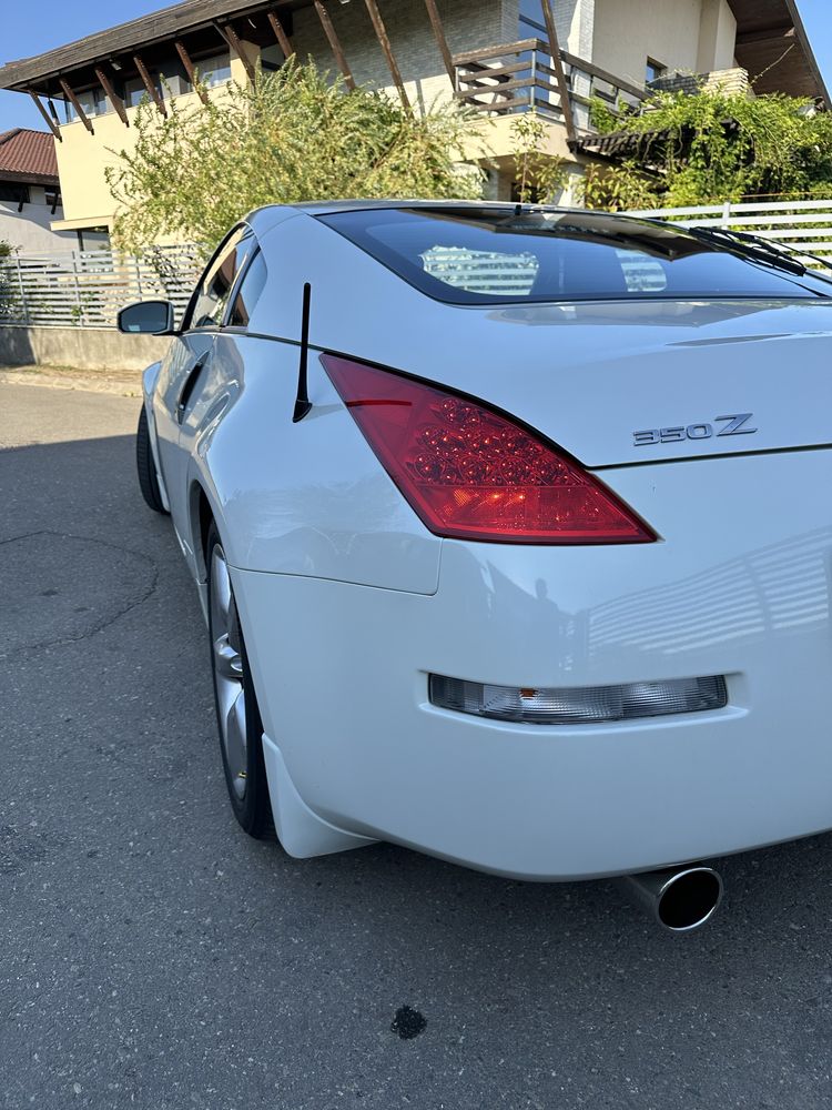 Nissan 350z HR 2008 51,500km Manual