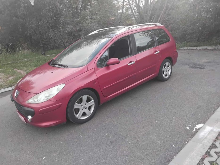Se vinde peugeot 307sw cu 7 locuri