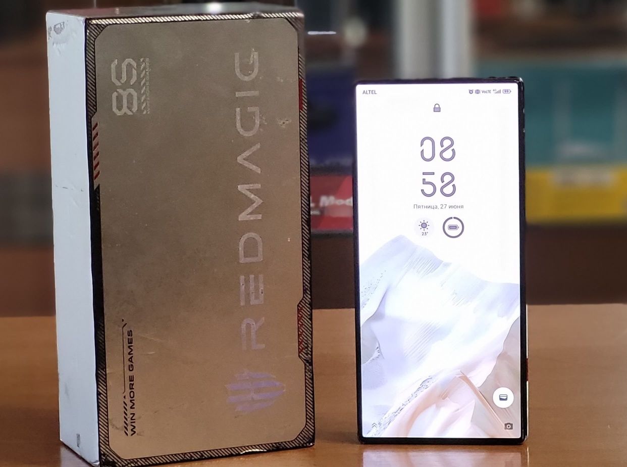 Nubia Red Magic 8S Pro 12/256GB