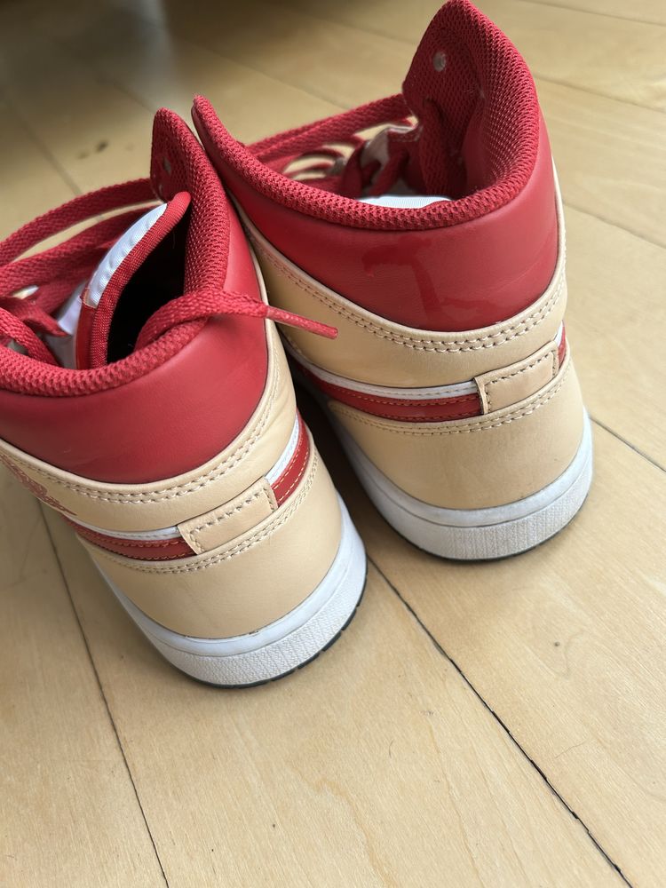 Маратонки Nike Air Jordan1  1 MID GS unisex 41 номер