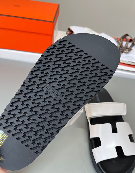 Papuci Hermes Alb Negru
