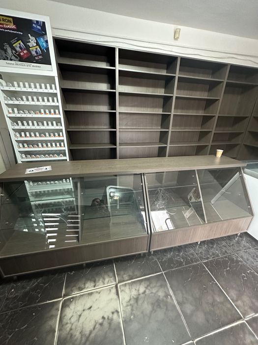 Vând mobilier făcut la comandă