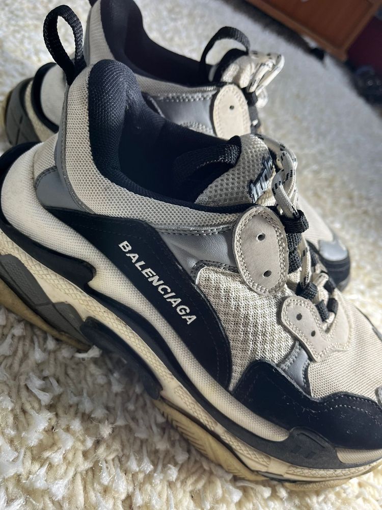 Balenciaga Triple  S