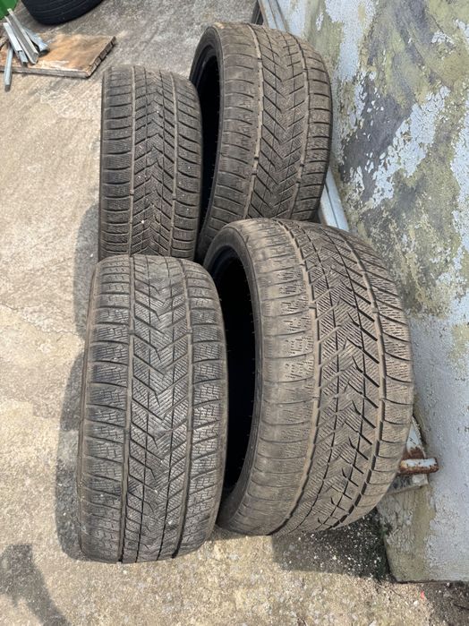 Продавам зимни гуми 19ки