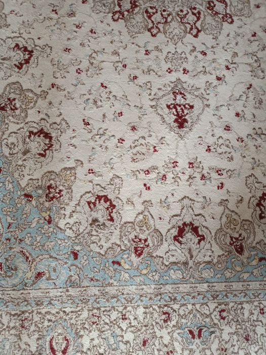 Продам ковры, размер 2*3 , в хорошем состоянии