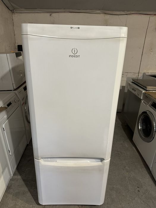 Хладилник +гаранция. Височина 140см с фризер. Безплатна доставка София