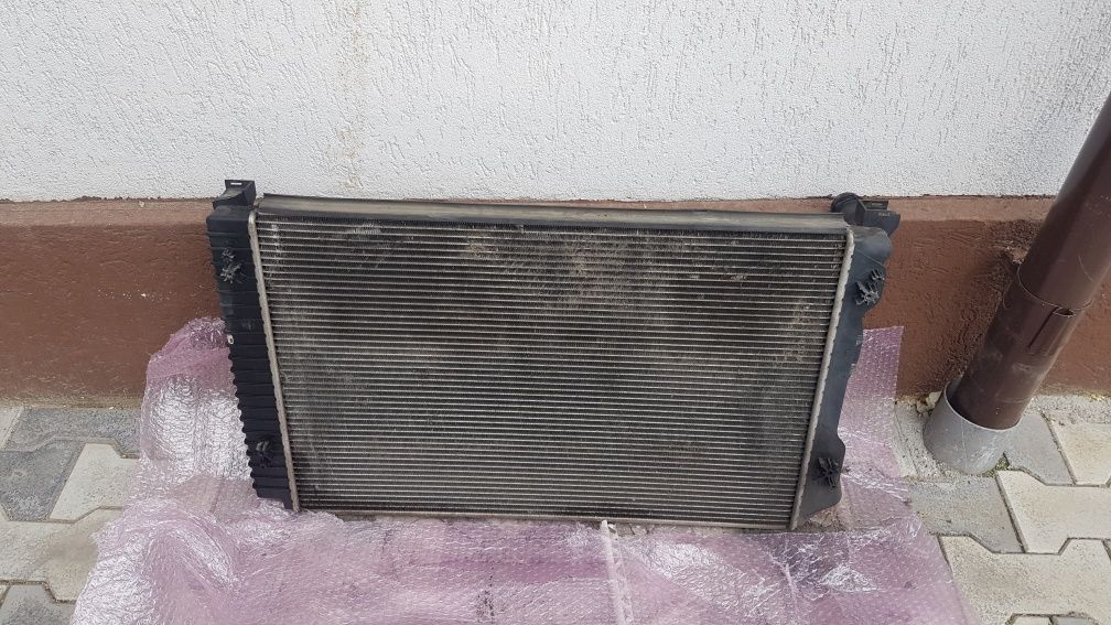 Radiator apa Audi A6 C6 4F 2.0 TDI cutie viteze automata