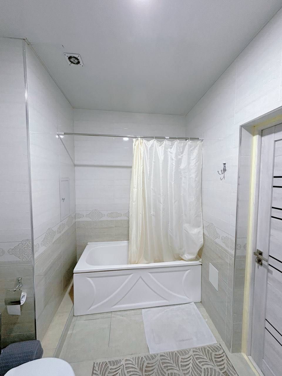 Sayram Avenue Продается 2 комнатная квартира ремонт Буз Базар