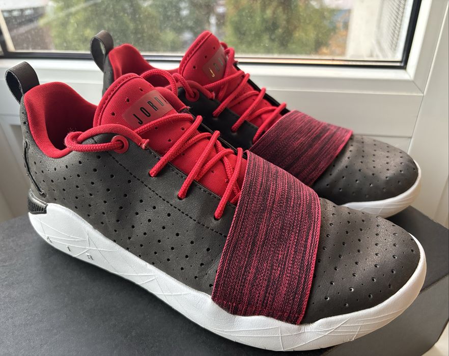Jordan 23 Breakout/Black/Gymred/Wolf Grey