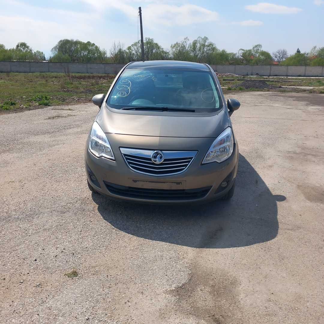 Opel Meriva B 2011г. кафявa/Опел Мерива B 1,4 бензин турбо на части