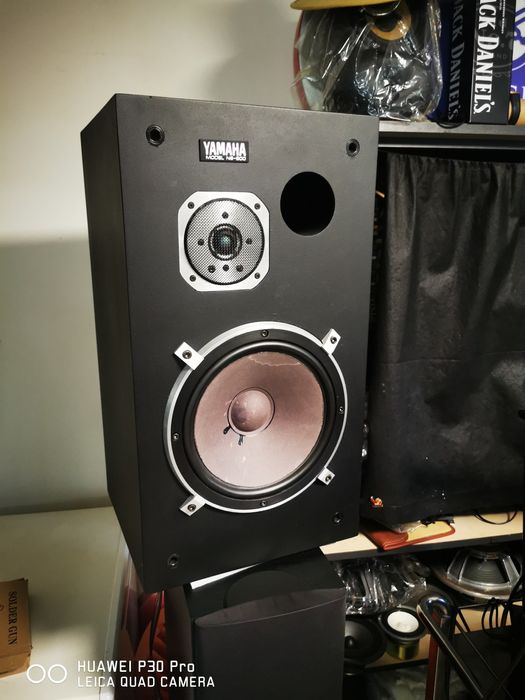 Boxe Yamaha NS 500