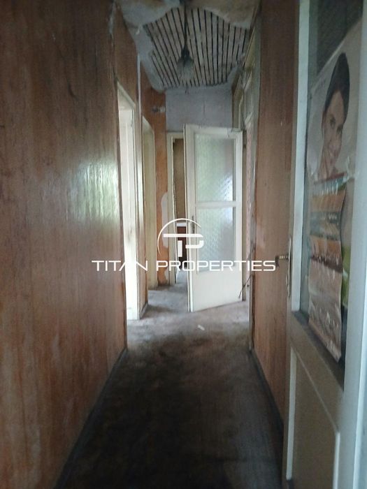 Продава се Тристаен апартамент в Пловдив, Съдийски - 98 кв.м за 1837 €/кв.м - Снимка #3