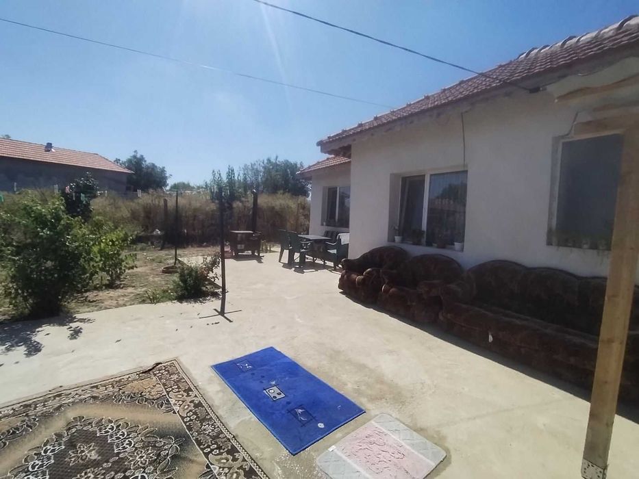 Модерна селска къща в Лъвино, готова за вас!