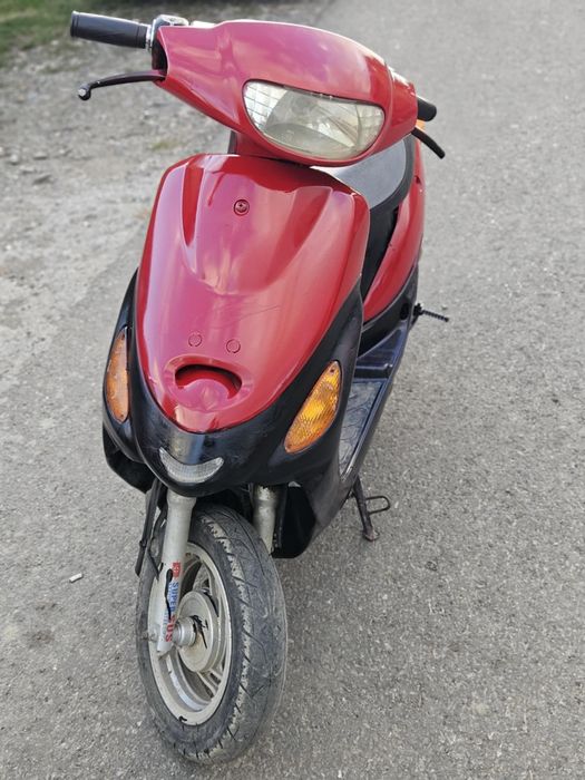 Vînd scuter de 80 4 timpi