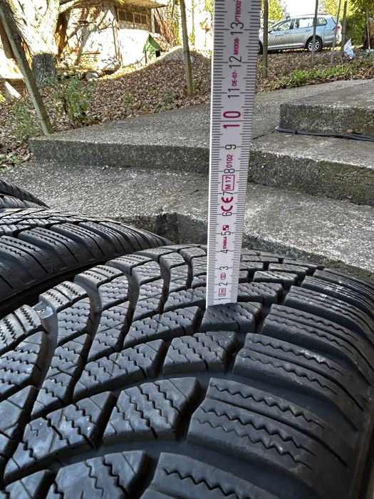 - 10% Black F Зимни гуми 205/55/17 Bridgestone Blizzak DOT2423 4бр.
