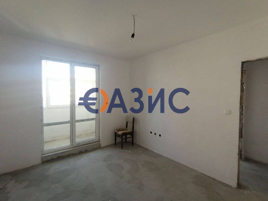 Продава се Двустаен апартамент в Бургас, Меден рудник - зона В - 56 кв.м за 1054 €/кв.м - Снимка #4