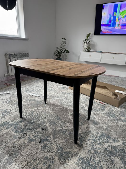 Стол для кухня новый