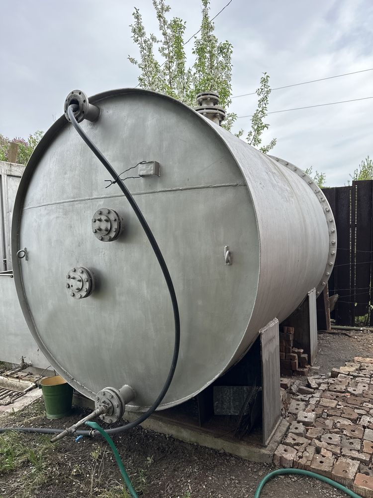 Продам бочку металлическую
