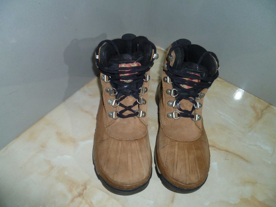 Columbia туристически боти