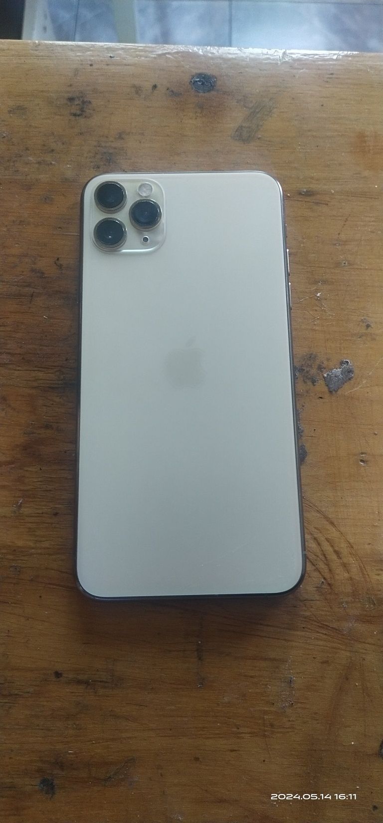 iPhone 11 pro max 256 gb + airpods pro 2 + chexol